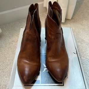 Frye Supple Leather Brown Booties